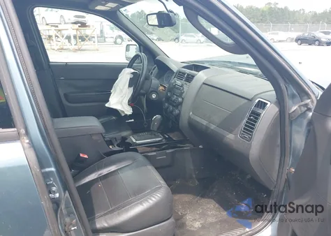 2011 Ford Escape Limited z USA, uszkodzony, nr VIN 1FMCU9EG3BKC08212